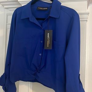 Gabrielle Union x New York and Company cropped long sleeve button up shirt